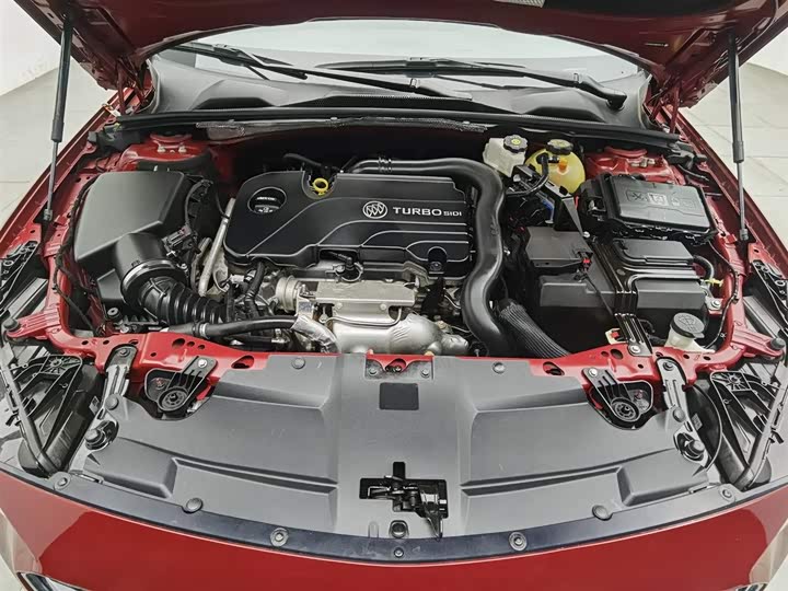 Фото 6 - Buick Regal