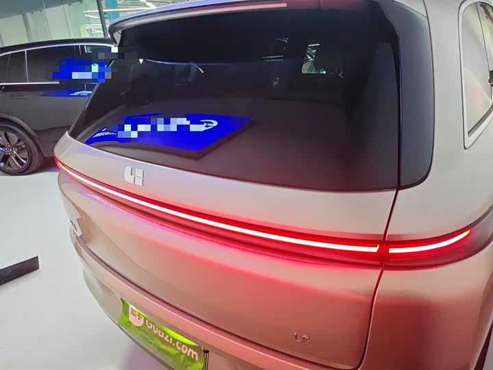 Фото 6 - LiXiang L8