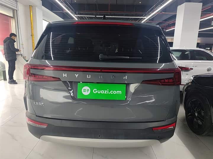 Фото 6 - Hyundai Custo