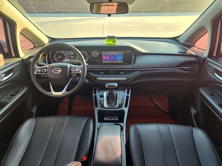 Фото 8 - GAC Trumpchi M6