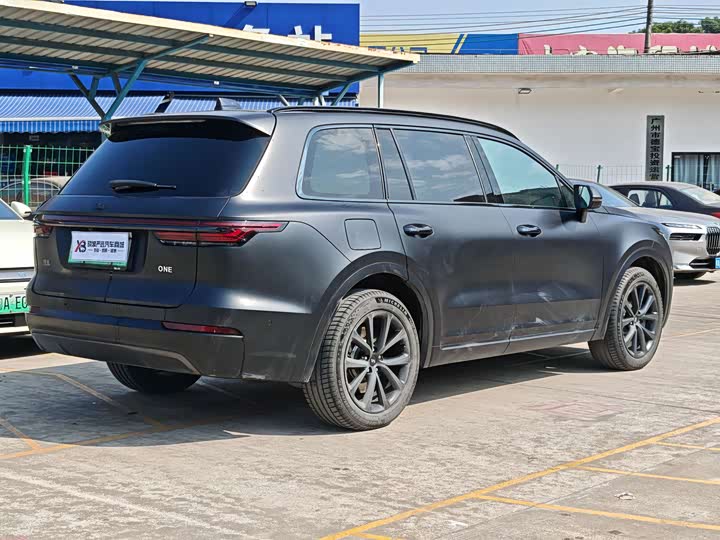 Фото 6 - LiXiang One