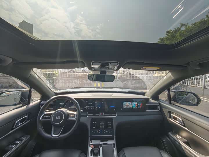 Фото 8 - LiXiang One