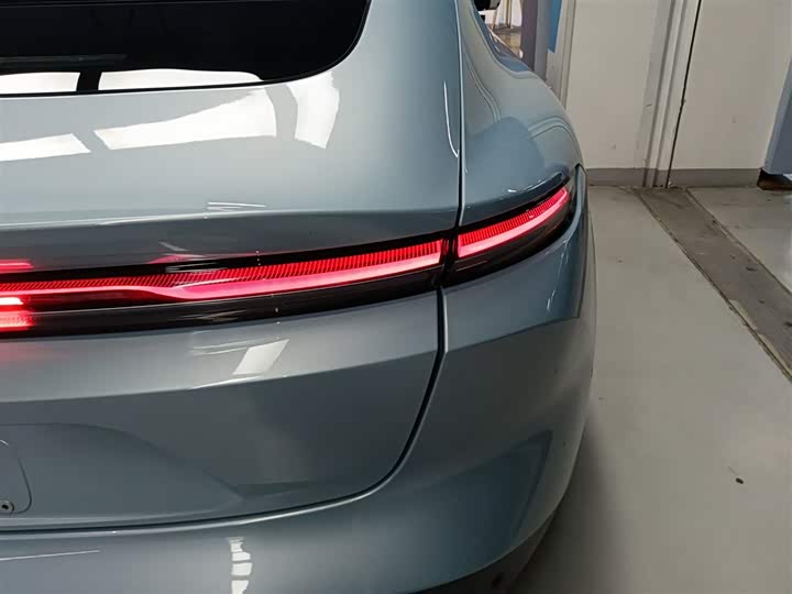 Фото 8 - Nio ET5