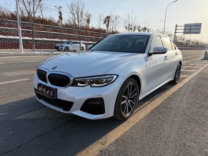 Фото 1 - BMW 3 Series