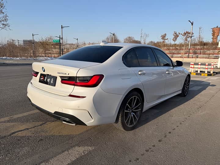 Фото 6 - BMW 3 Series