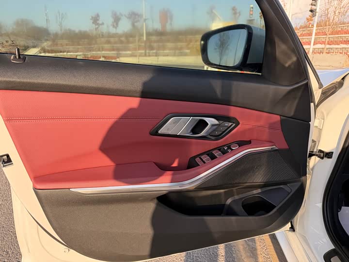 Фото 9 - BMW 3 Series