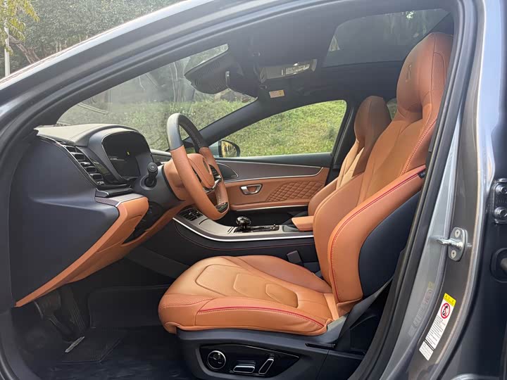 Фото 6 - BYD Han