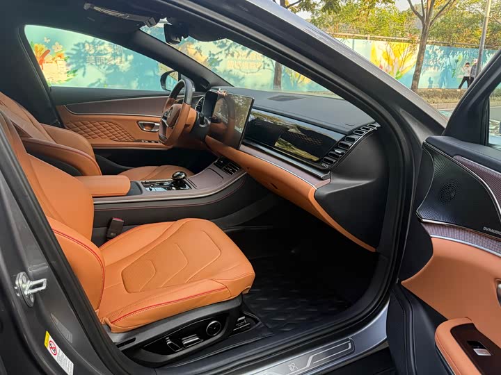 Фото 8 - BYD Han