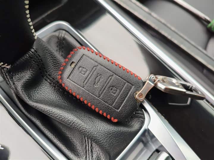 Фото 9 - Changan CS75