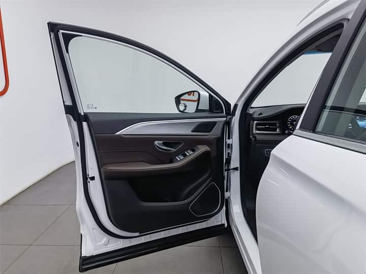 Фото 8 - Jetour X90