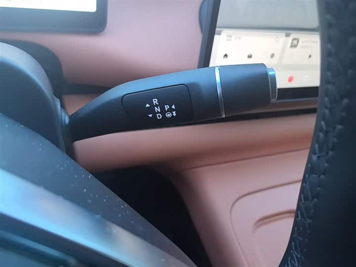 Фото 7 - Leapmotor C10