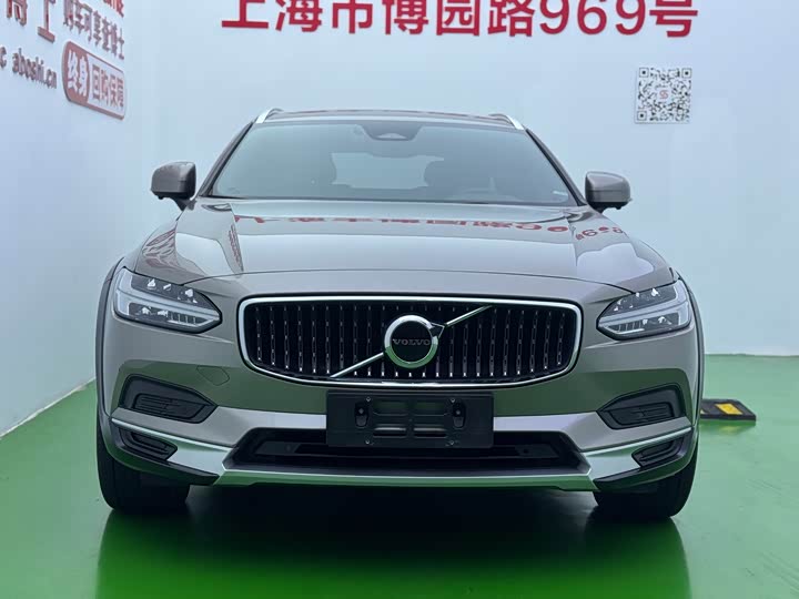 Фото 2 - Volvo V90