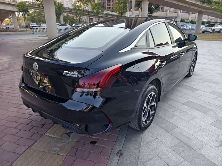 Фото 5 - MG Motor 5