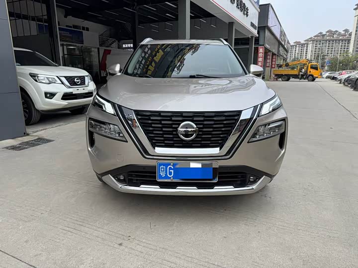 Фото 2 - Nissan X-Trail