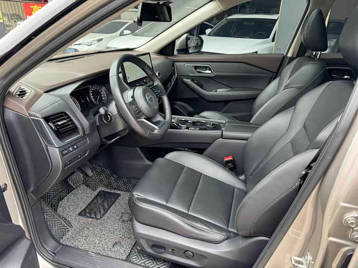 Фото 5 - Nissan X-Trail