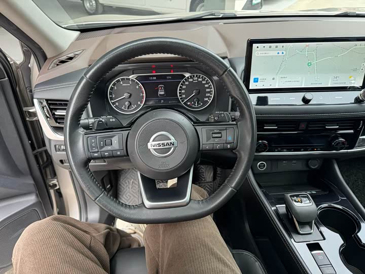 Фото 9 - Nissan X-Trail