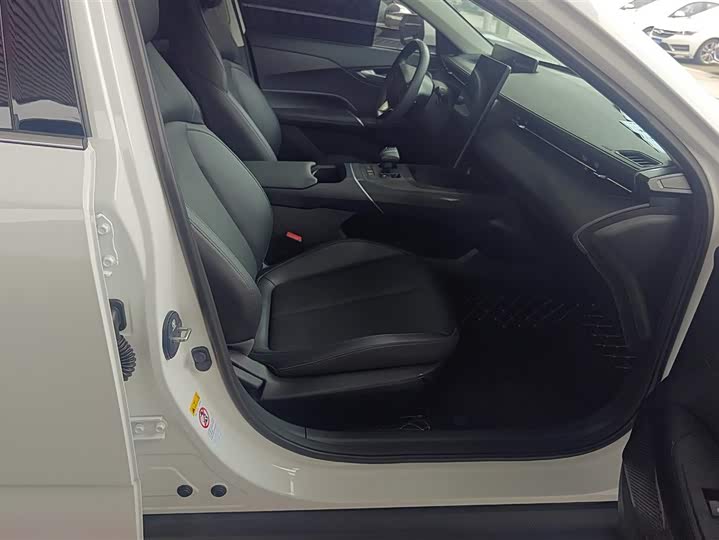 Фото 8 - Changan Eado Plus