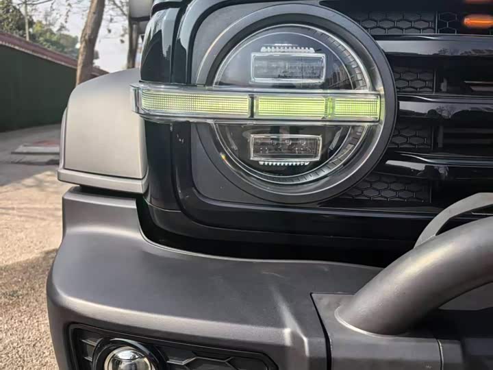 Фото 5 - Tank 300