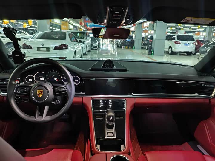 Фото 8 - Porsche Panamera