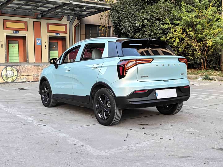 Фото 7 - Geely Geometry E Firefly