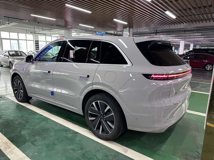 Фото 6 - LiXiang L6