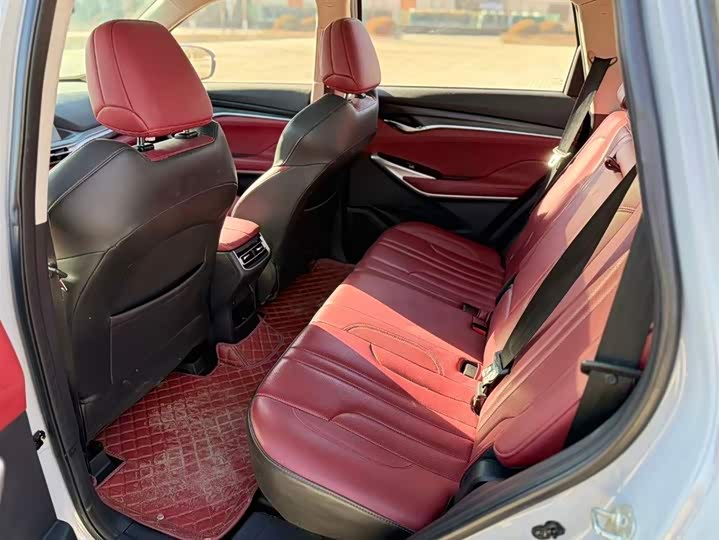 Фото 7 - Changan CS75 Plus