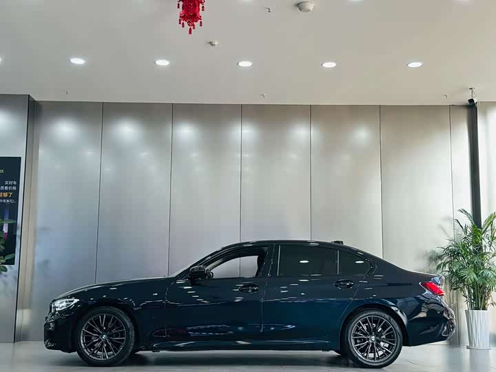 Фото 3 - BMW 3 Series