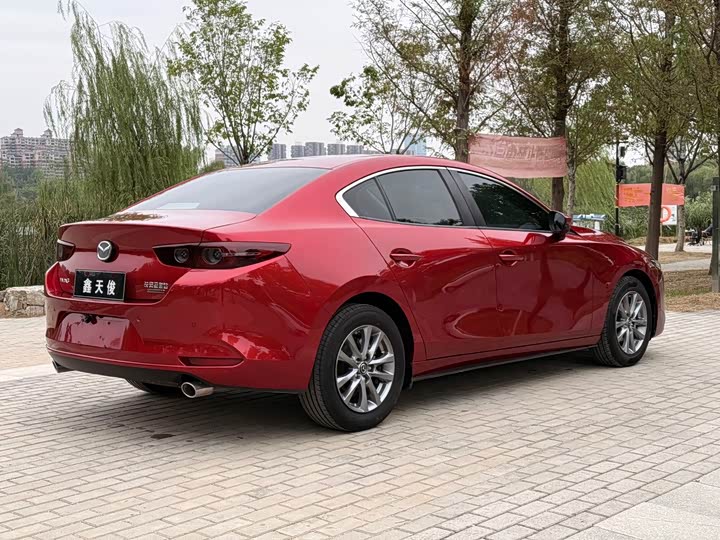 Фото 4 - Mazda 3 (Axela)