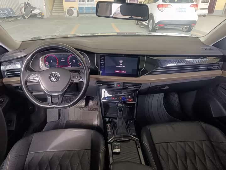 Фото 6 - Volkswagen Passat