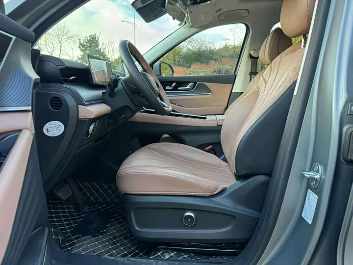 Фото 4 - Chery Tiggo 8L