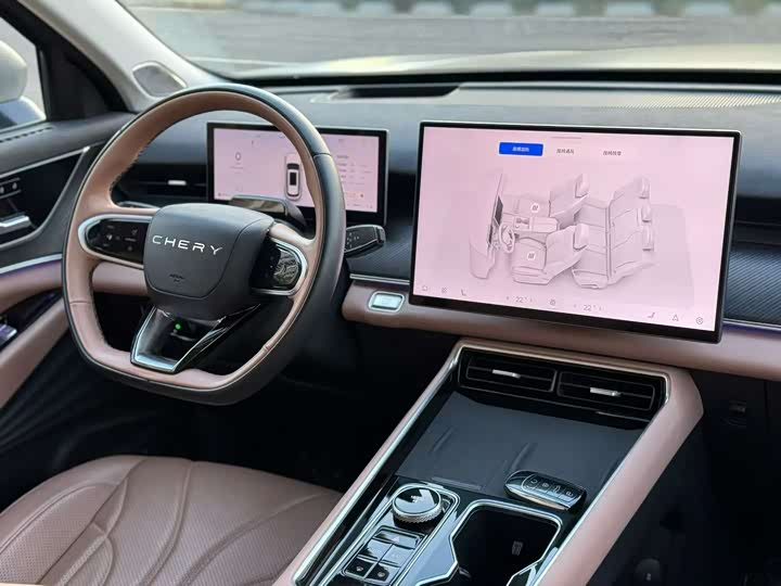 Фото 7 - Chery Tiggo 8L