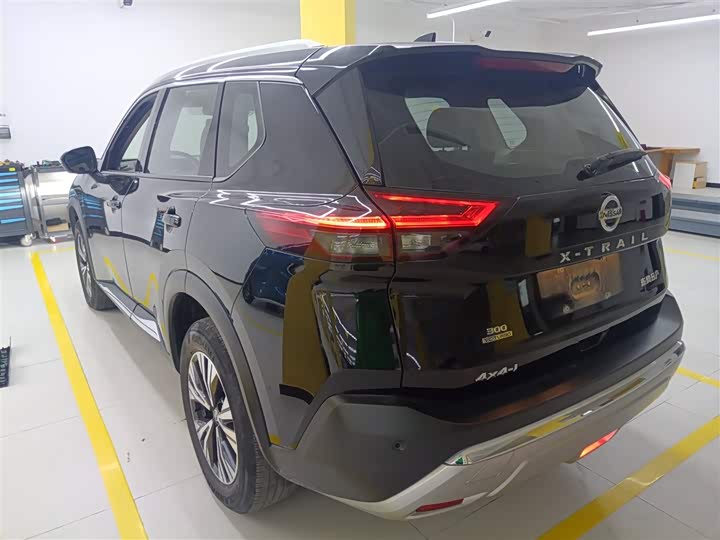 Фото 5 - Nissan X-Trail