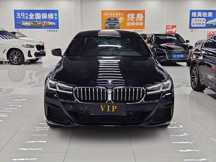 Фото 2 - BMW 5 Series