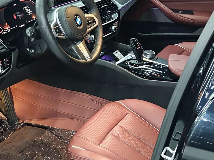 Фото 5 - BMW 5 Series