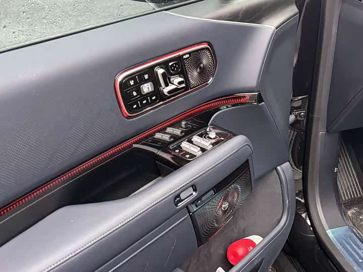 Фото 6 - Zeekr 9X