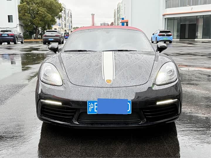 Фото 2 - Porsche 718