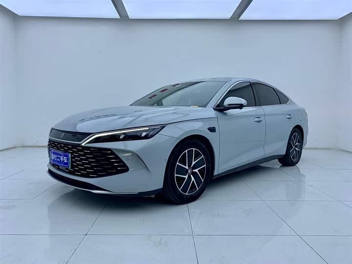 Фото 1 - BYD Qin L