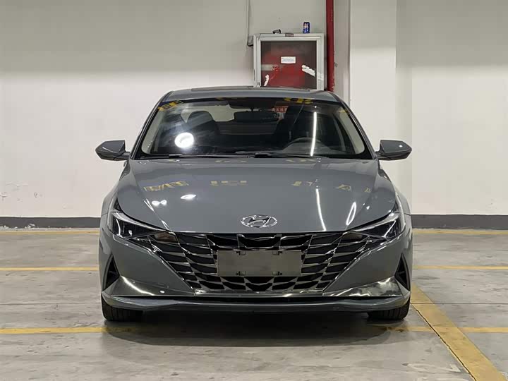 Фото 2 - Hyundai Elantra N line