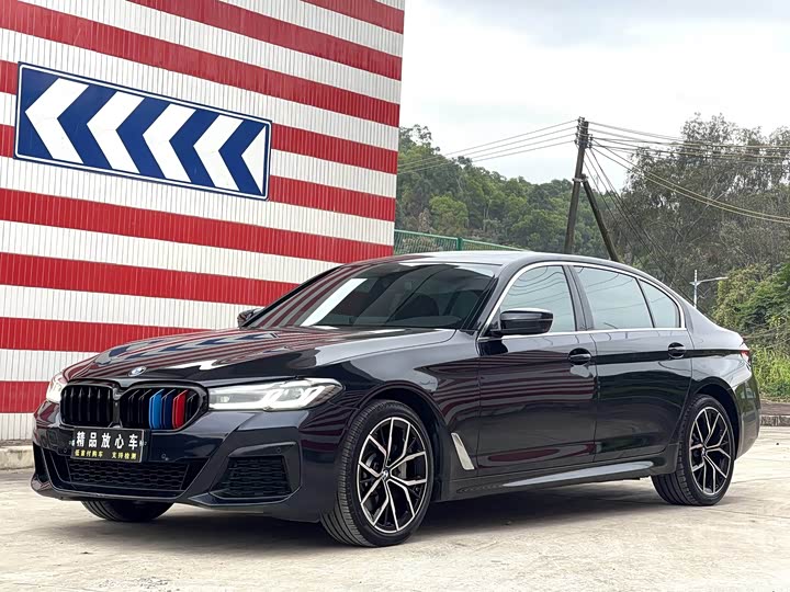 Фото 1 - BMW 5 Series