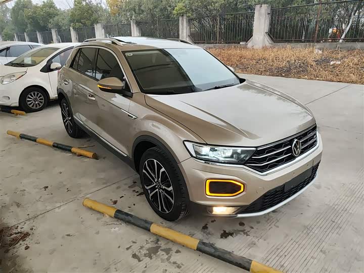 Фото 4 - Volkswagen T-Roc