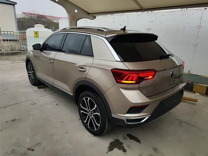 Фото 5 - Volkswagen T-Roc