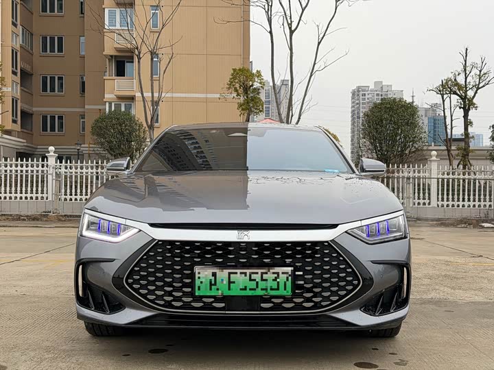 Фото 2 - BYD Han