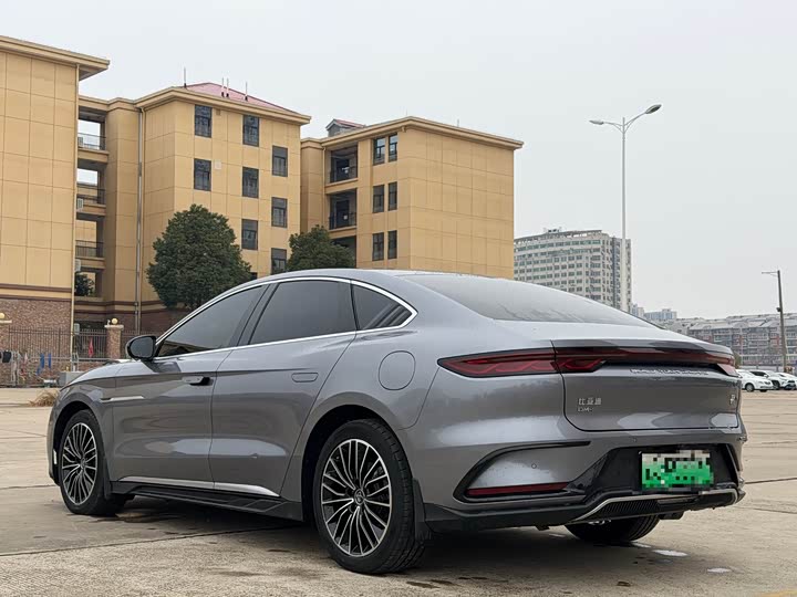 Фото 3 - BYD Han