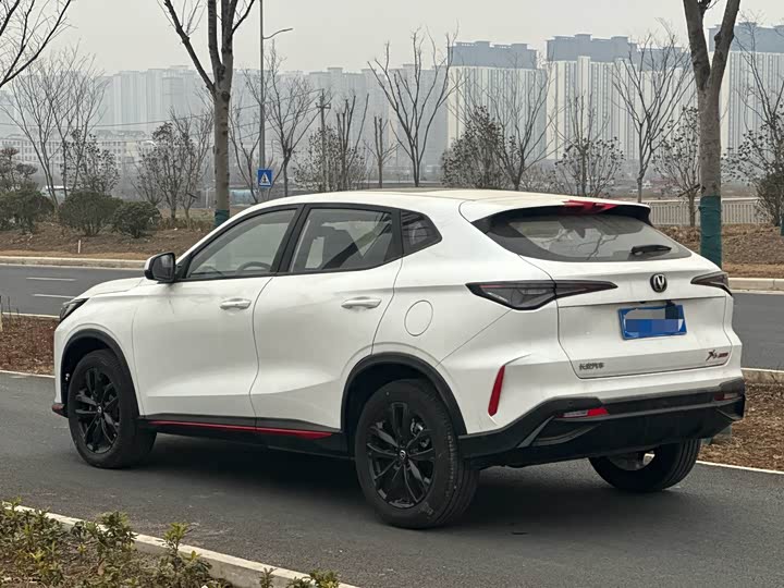 Фото 7 - Changan X5 Plus
