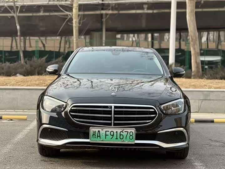 Фото 2 - Mercedes-Benz E-Class Hybrid
