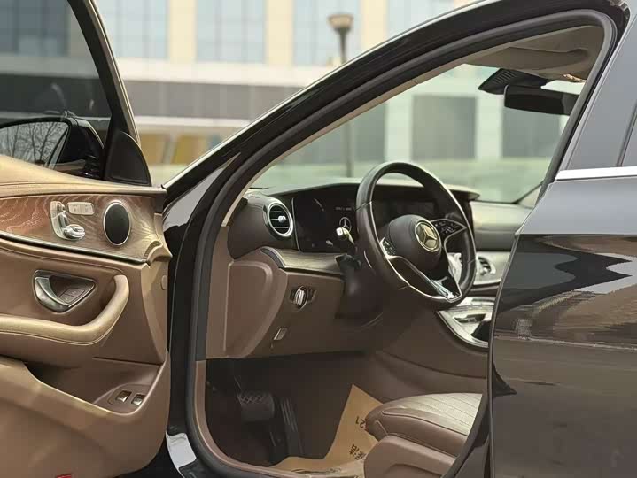 Фото 4 - Mercedes-Benz E-Class Hybrid