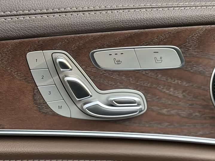 Фото 6 - Mercedes-Benz E-Class Hybrid