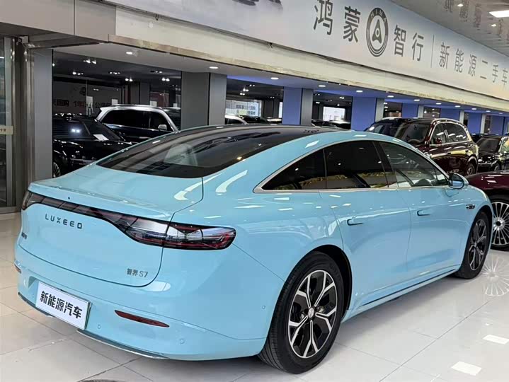 Фото 5 - Luxeed S7