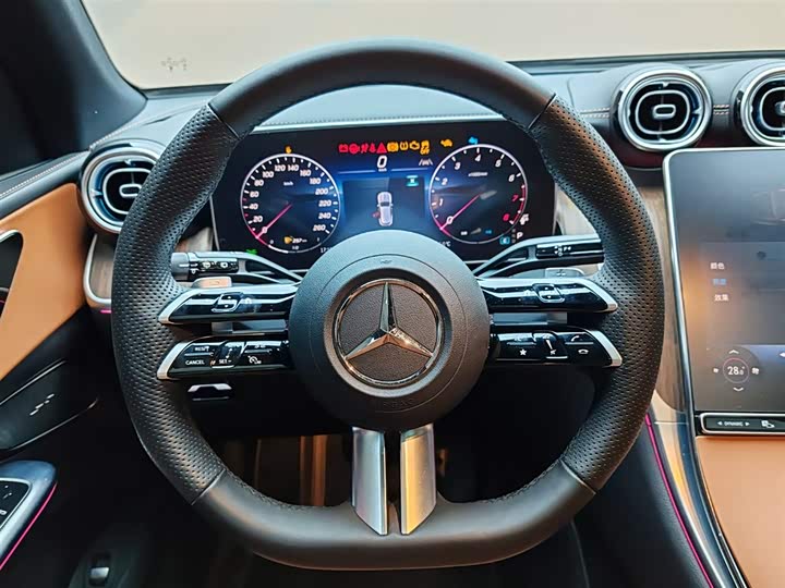 Фото 8 - Mercedes-Benz GLC-Class