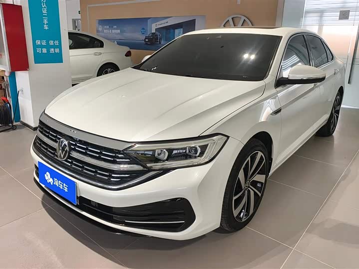 Фото 1 - Volkswagen Sagitar L